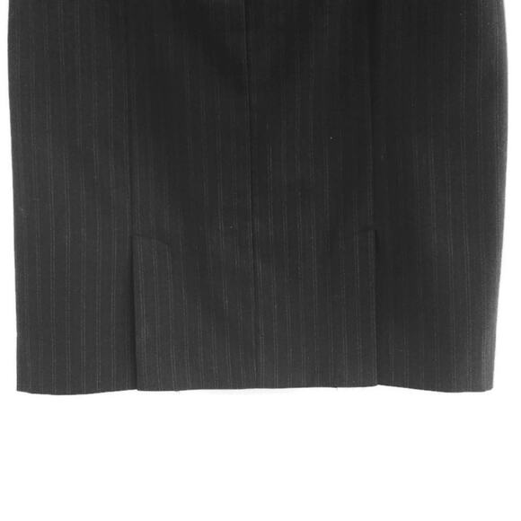 Geoffrey Beene Sport Women's Pin Stripe Black Skirt Size 8 - Picture 4 of 12